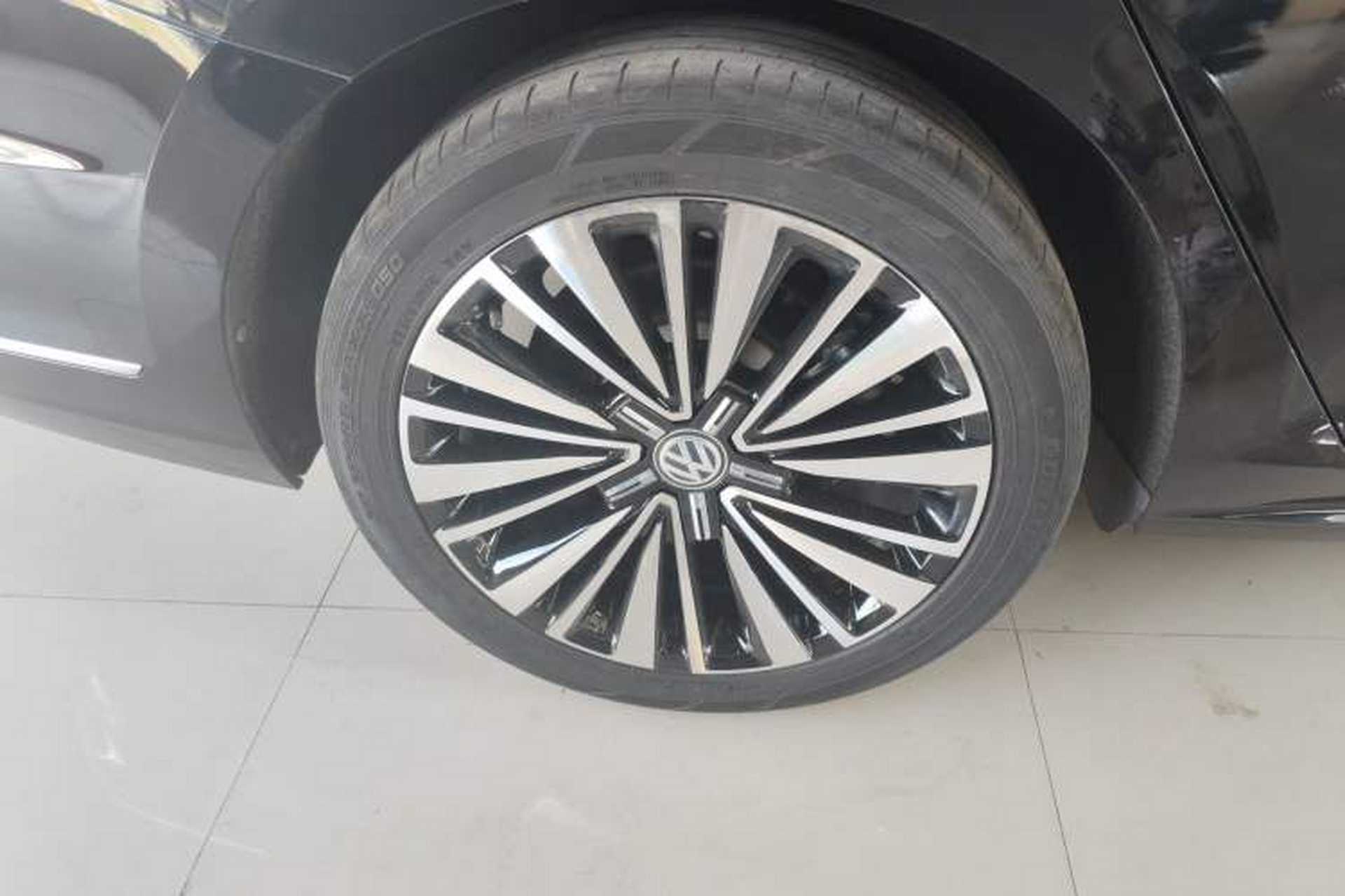 Used Volkswagen Passat 2019 330TSI Luxury Edition China VI Standard Exterior 5