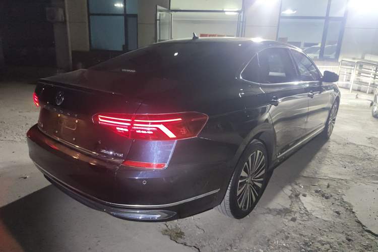 Used Volkswagen Passat 2019 380TSI Prestige Edition China VI Standard Exterior 5