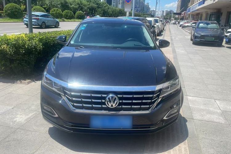 Used Volkswagen Passat 2019 330TSI Elite Edition China VI Exterior 5