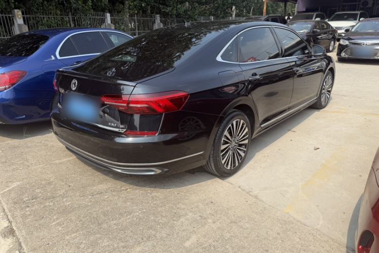 Used Volkswagen Passat 2019 330TSI Luxury Edition China VI Standard Exterior 6