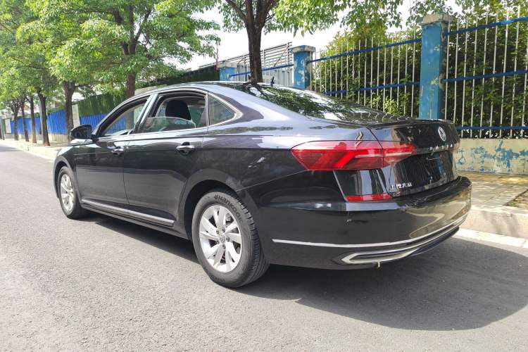 Used Volkswagen Passat 2019 280TSI Business Edition China VI Exterior 6