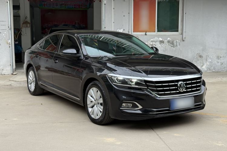 Used Volkswagen Passat 2019 330TSI Elite Edition China VI Exterior 6