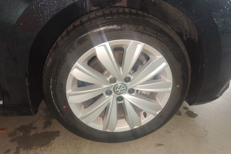 Used Volkswagen Passat 2019 330TSI Elite Edition China VI Exterior 7