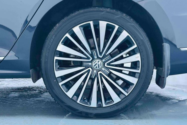 Used Volkswagen Passat 2019 330TSI Luxury Edition China VI Standard Exterior 8