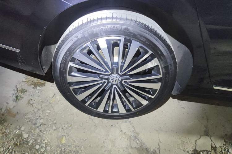 Used Volkswagen Passat 2019 380TSI Prestige Edition China VI Standard Exterior 8