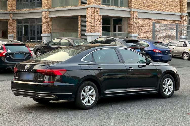 Used Volkswagen Passat 2019 280TSI Business Edition China VI Exterior 8
