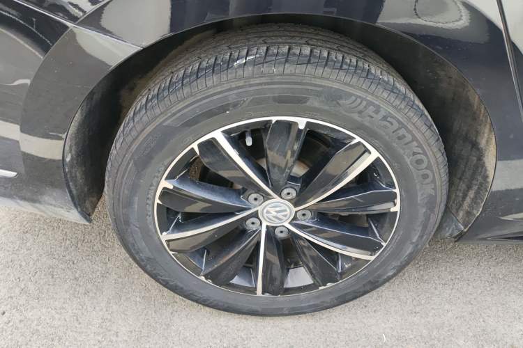 Used Volkswagen Passat 2019 330TSI Elite Edition China VI Exterior 8