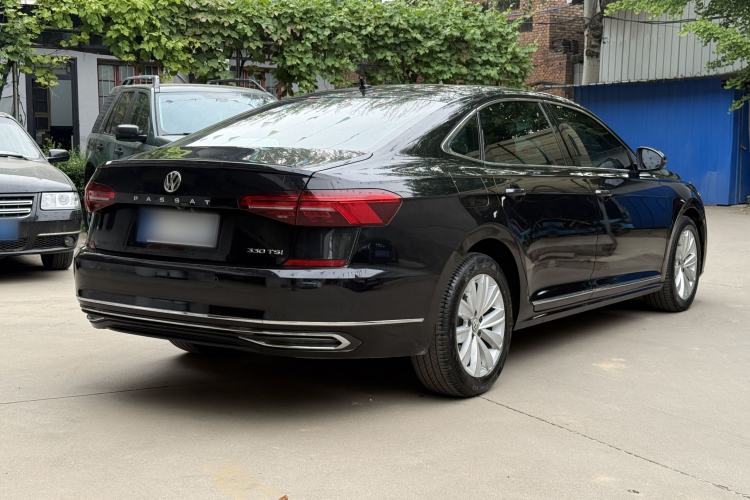 Used Volkswagen Passat 2019 330TSI Elite Edition China VI Exterior 9