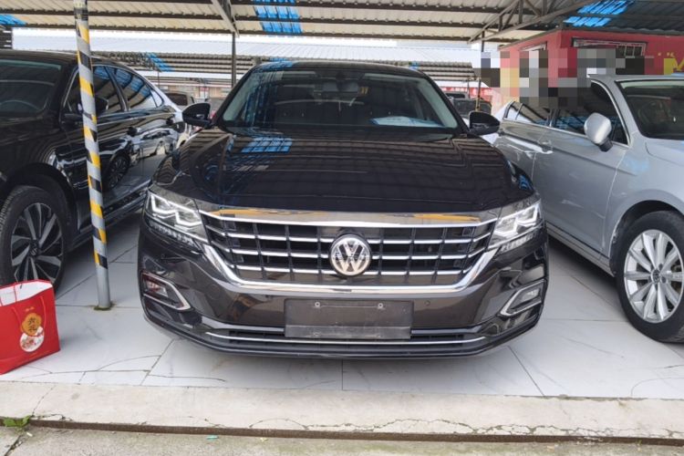 Used Volkswagen Passat 2019 330TSI Luxury Edition China VI Standard Front