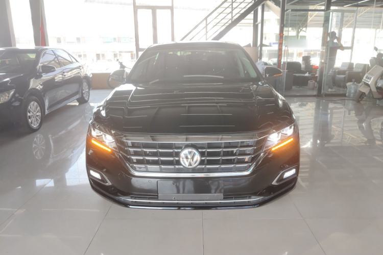 Used Volkswagen Passat 2019 330TSI Luxury Edition China VI Standard Front