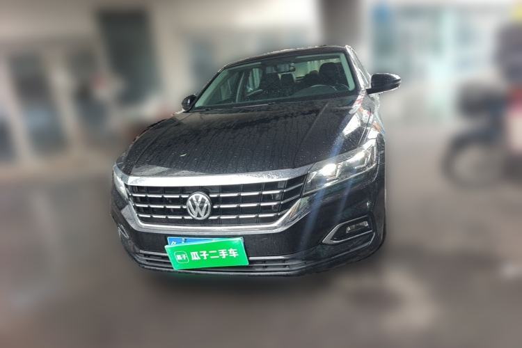 Used Volkswagen Passat 2019 280TSI Business Edition China VI Front