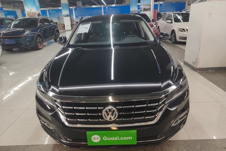 Used Volkswagen Passat 2019 330TSI Luxury Edition China VI Standard Front