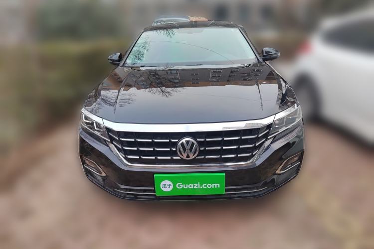 Used Volkswagen Passat 2019 330TSI Elite Edition China VI Front