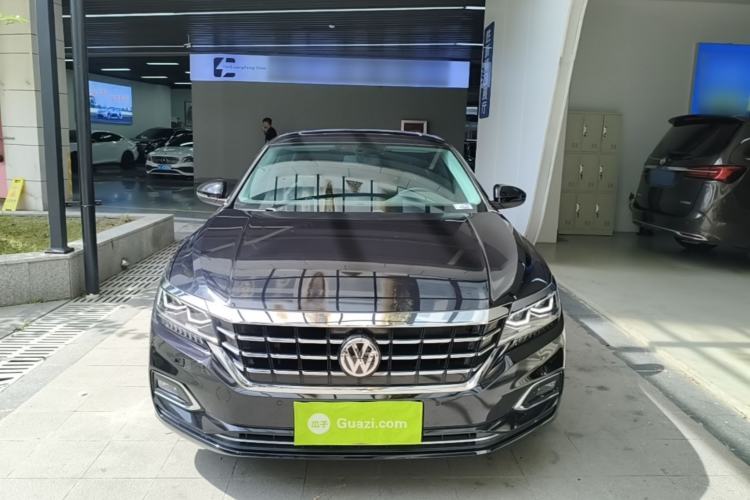 Used Volkswagen Passat 2019 330TSI Luxury Edition China VI Standard Front