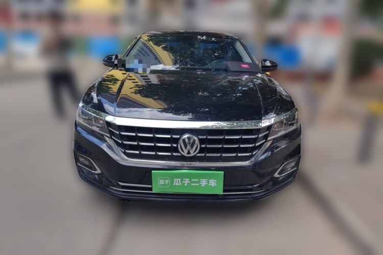 Used Volkswagen Passat 2019 330TSI Elite Edition China VI Front