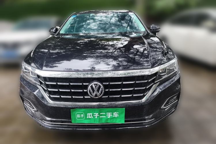 Used Volkswagen Passat 2019 330TSI Elite Edition China VI Front