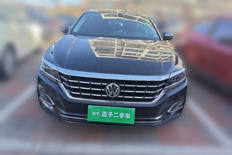 Used Volkswagen Passat 2019 330TSI Luxury Edition China VI Standard Front