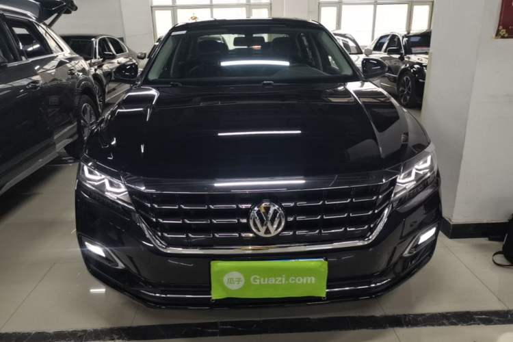 Used Volkswagen Passat 2019 380TSI Luxury Edition China VI Standard Front
