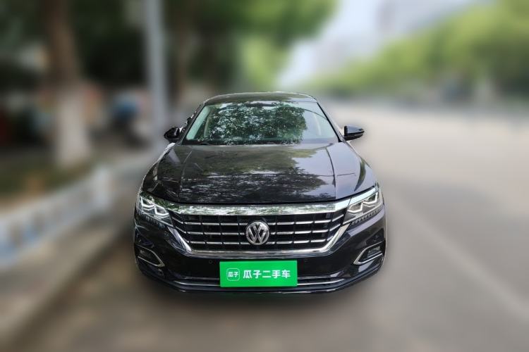Used Volkswagen Passat 2019 330TSI Luxury Edition China VI Standard Front