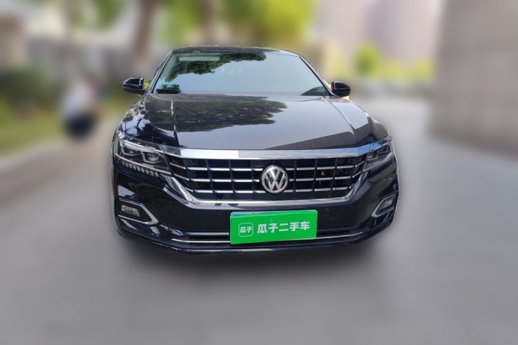 Used Volkswagen Passat 2019 330TSI Luxury Edition China VI Standard Front