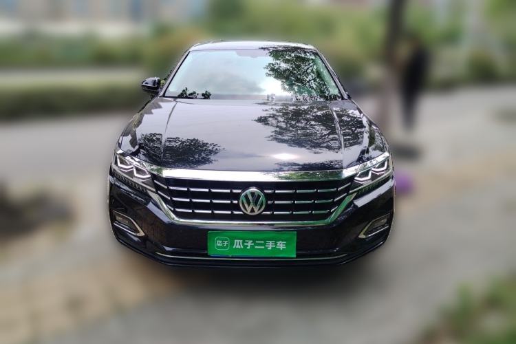 Used Volkswagen Passat 2019 330TSI Luxury Edition China VI Standard Front