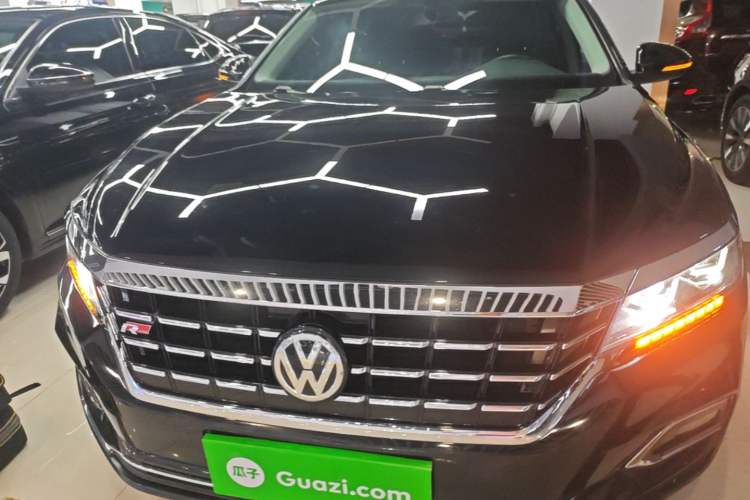 Used Volkswagen Passat 2019 330TSI Luxury Edition China VI Standard Front