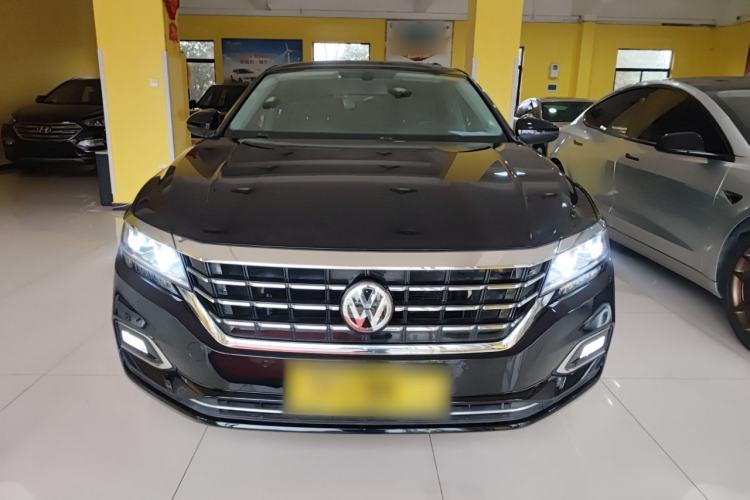 Used Volkswagen Passat 2019 330TSI Luxury Edition China VI Standard Front