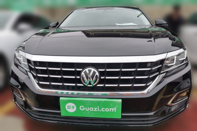 Used Volkswagen Passat 2019 280TSI Business Edition China VI Front