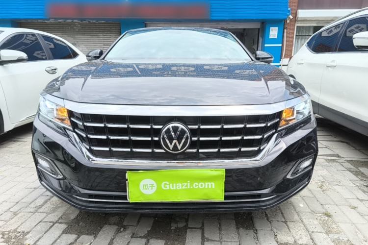Used Volkswagen Passat 2019 330TSI Elite Edition China VI Front