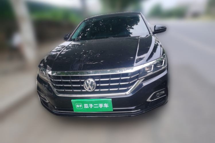 Used Volkswagen Passat 2019 330TSI Elite Edition China VI Front