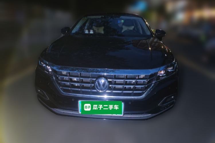 Used Volkswagen Passat 2019 330TSI Elite Edition China VI Front