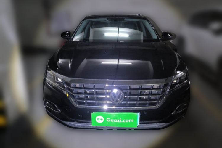 Used Volkswagen Passat 2019 330TSI Luxury Edition China VI Standard Front