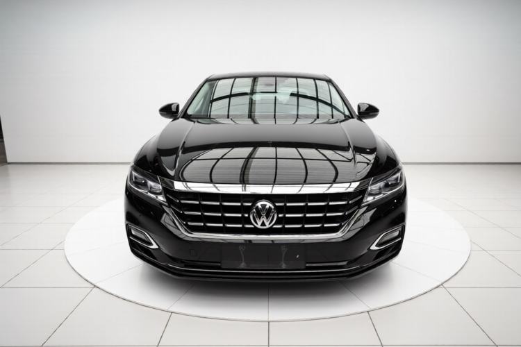 Used Volkswagen Passat 2019 330TSI Elite Edition China VI Front