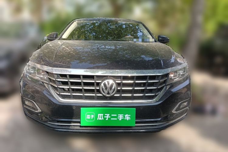 Used Volkswagen Passat 2019 330TSI Elite Edition China VI Front