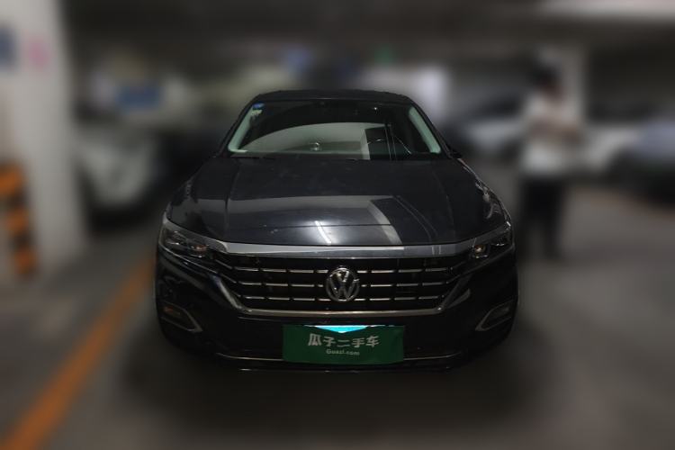 Used Volkswagen Passat 2019 330TSI Elite Edition China VI Front