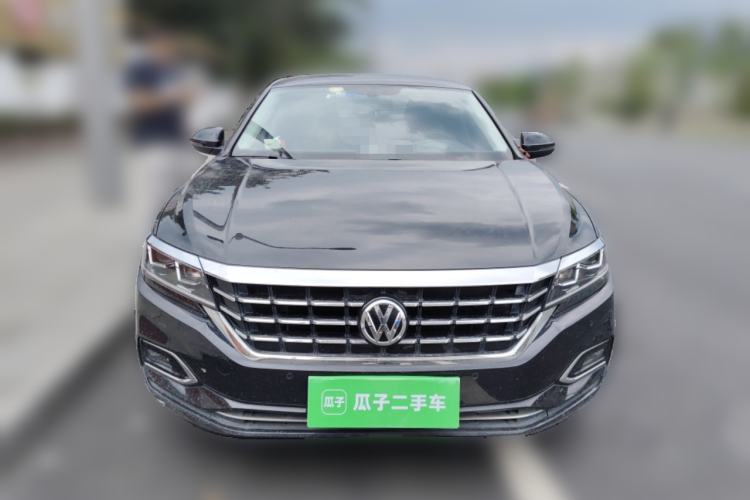 Used Volkswagen Passat 2019 330TSI Elite Edition China VI Front