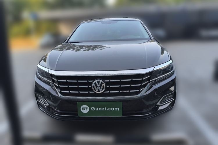 Used Volkswagen Passat 2019 330TSI Luxury Edition China VI Standard Front