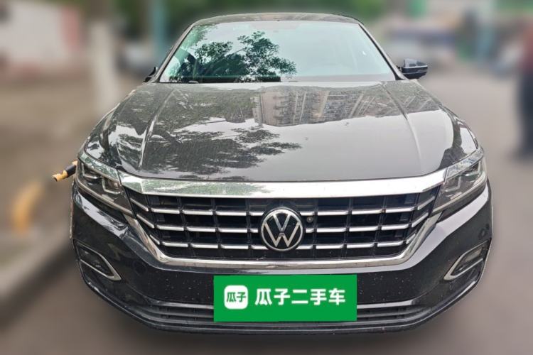 Used Volkswagen Passat 2019 280TSI Business Edition China VI Front