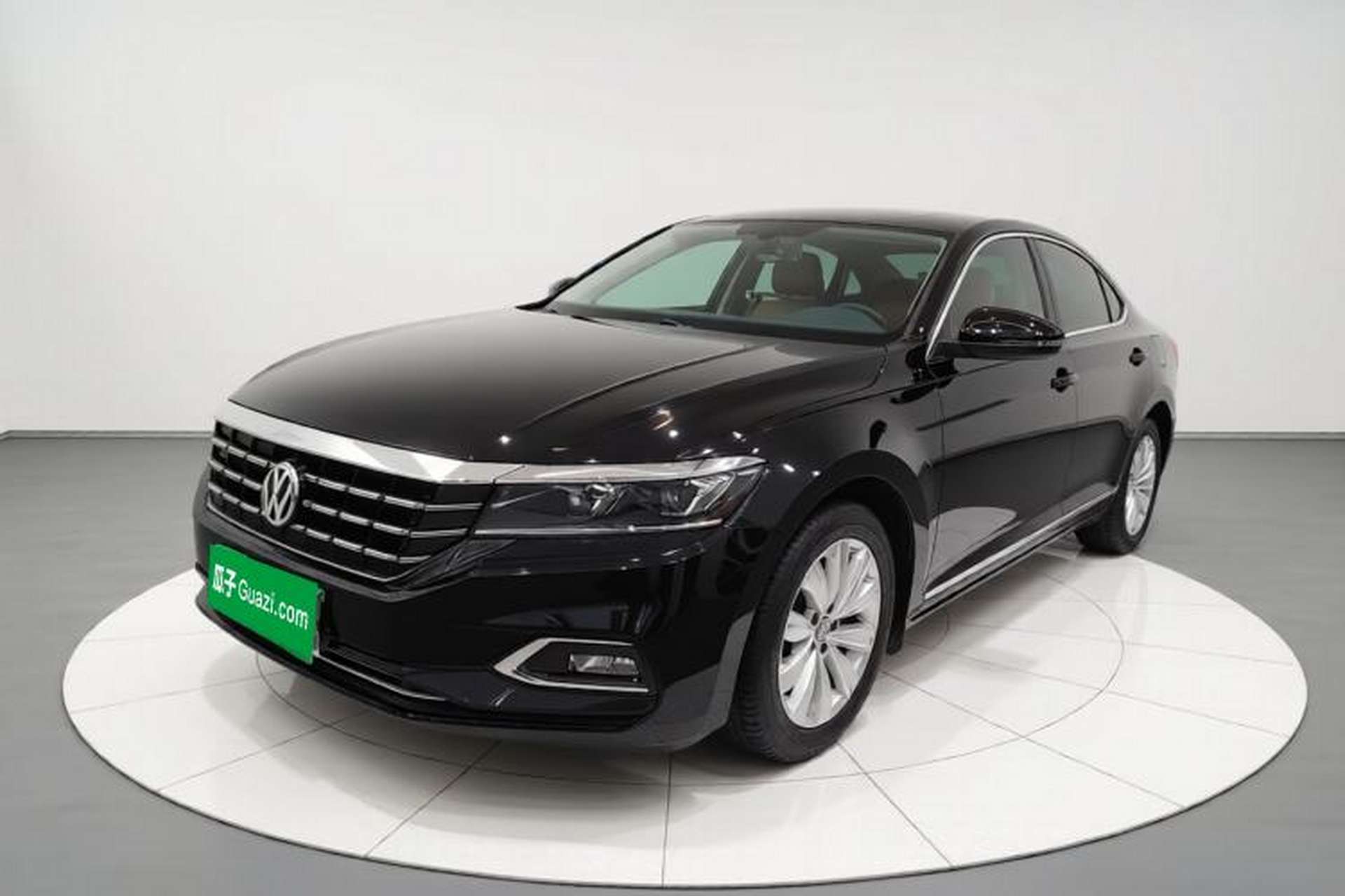 Used Volkswagen Passat 2019 330TSI Elite Edition China VI Front Left 45 Deg