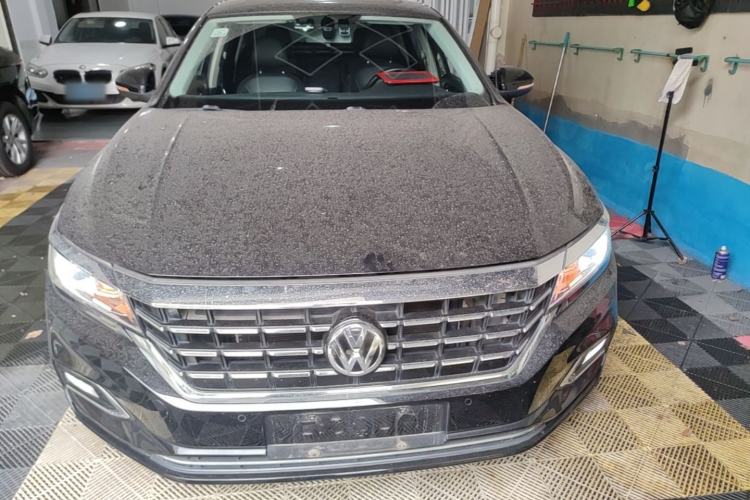 Used Volkswagen Passat 2019 330TSI Elite Edition China VI Front