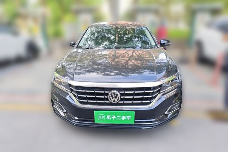 Used Volkswagen Passat 2019 330TSI Luxury Edition China VI Standard Front