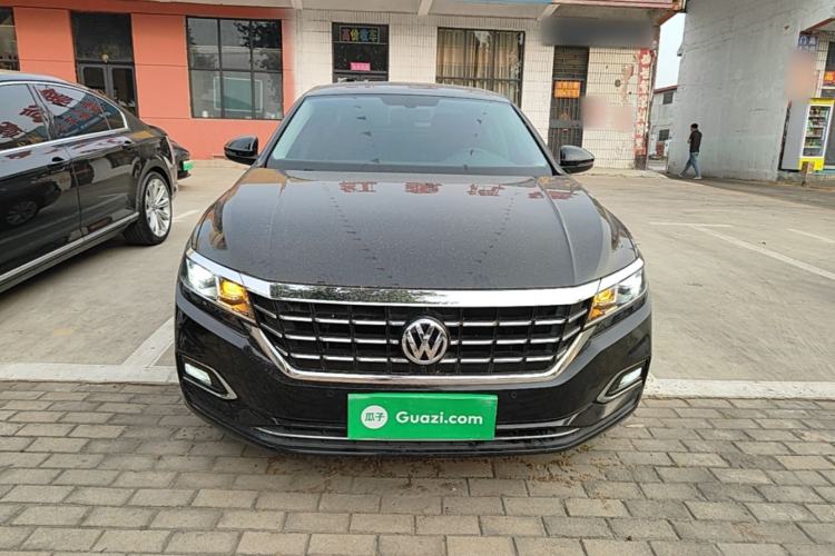 Used Volkswagen Passat 2019 330TSI Elite Edition China VI Front