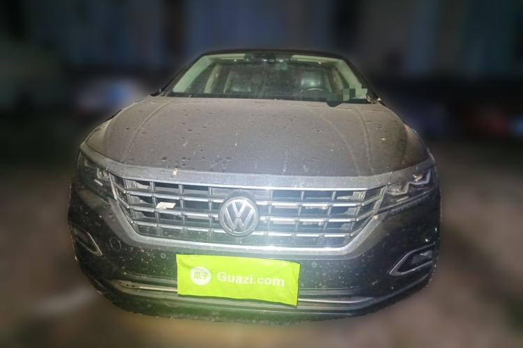 Used Volkswagen Passat 2019 330TSI Luxury Edition China VI Standard Front