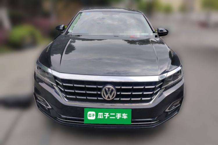 Used Volkswagen Passat 2019 330TSI Luxury Edition China VI Standard Front