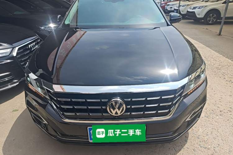 Used Volkswagen Passat 2019 380TSI Prestige Edition China VI Standard Front