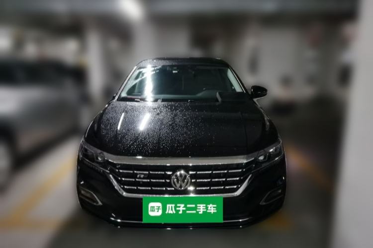 Used Volkswagen Passat 2019 330TSI Luxury Edition China VI Standard Front