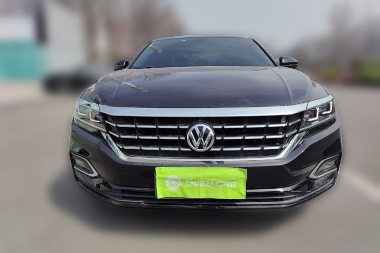 Used Volkswagen Passat 2019 280TSI Business Edition China VI Front