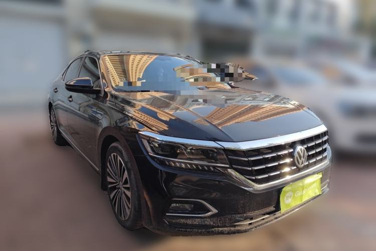 Used Volkswagen Passat 2019 330TSI Luxury Edition China V Standard Front Right 45 Deg