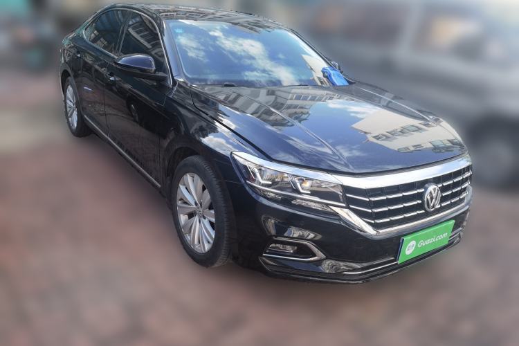 Used Volkswagen Passat 2019 330TSI Elite Edition China V Standard Front Right 45 Deg