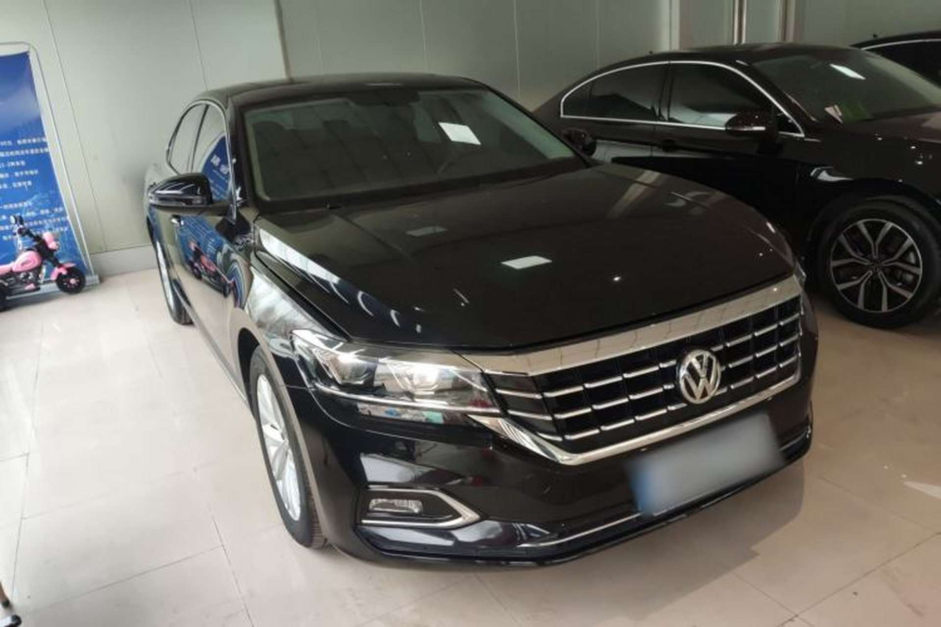 Used Volkswagen Passat 2019 330TSI Elite Edition China V Standard Front Right 45 Deg